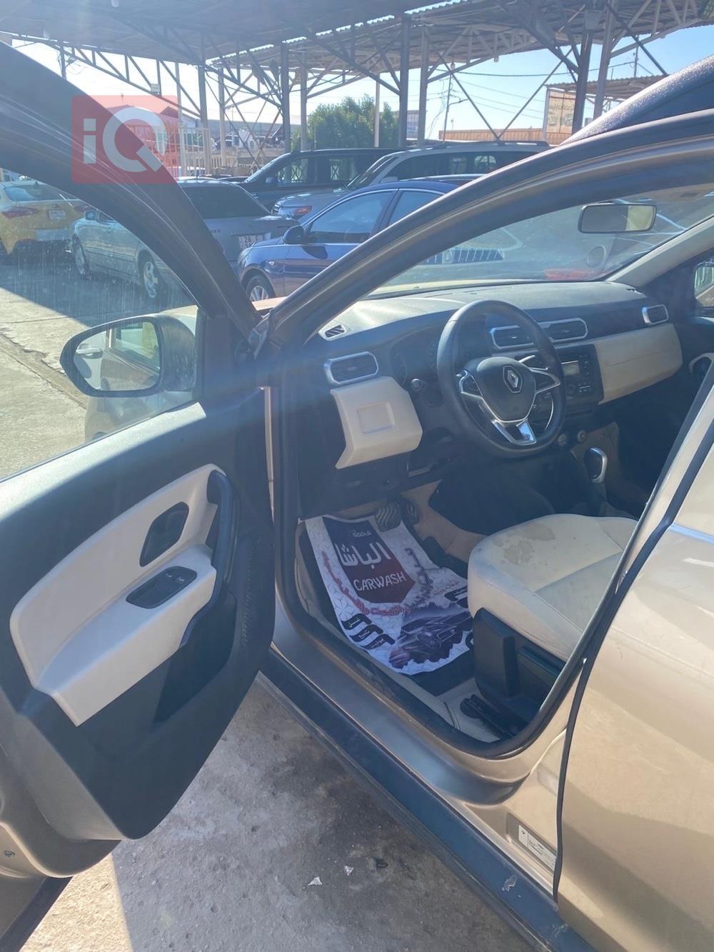 رینۆ داستەر